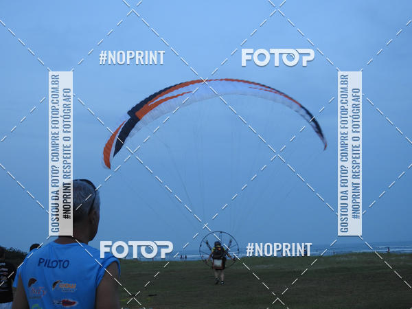 Compra tus fotos del eventoRecorde Mundial de Paramotor em Itanham En Fotop