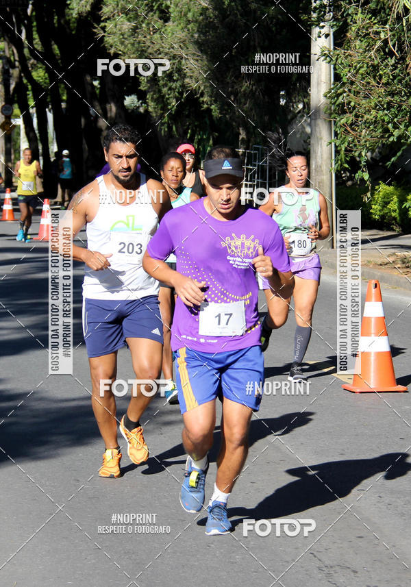 Achetez vos photos de l'vnementVIII CORRIDA FENAE DO PESSOAL DA CAIXA sur Fotop