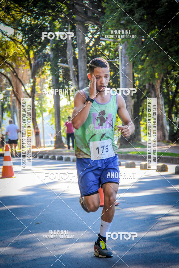 Buy your photos of the eventVIII CORRIDA FENAE DO PESSOAL DA CAIXA on Fotop