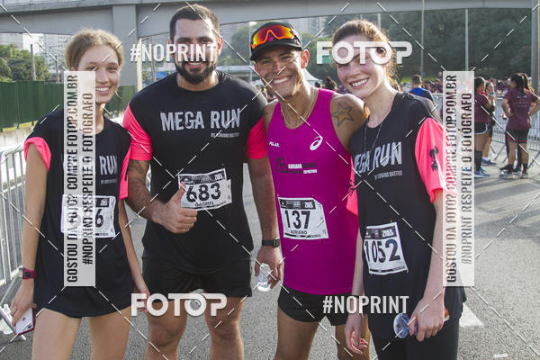 Buy your photos of the eventSantander Track & Field Run Series JK Iguatemi 2019 on Fotop