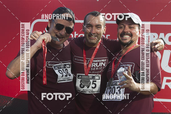 Buy your photos of the eventSantander Track & Field Run Series JK Iguatemi 2019 on Fotop