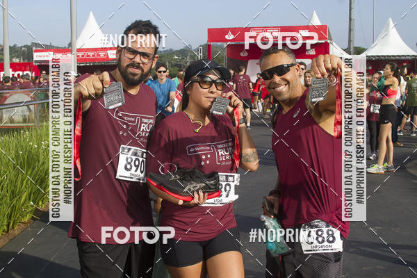 Buy your photos of the eventSantander Track & Field Run Series JK Iguatemi 2019 on Fotop