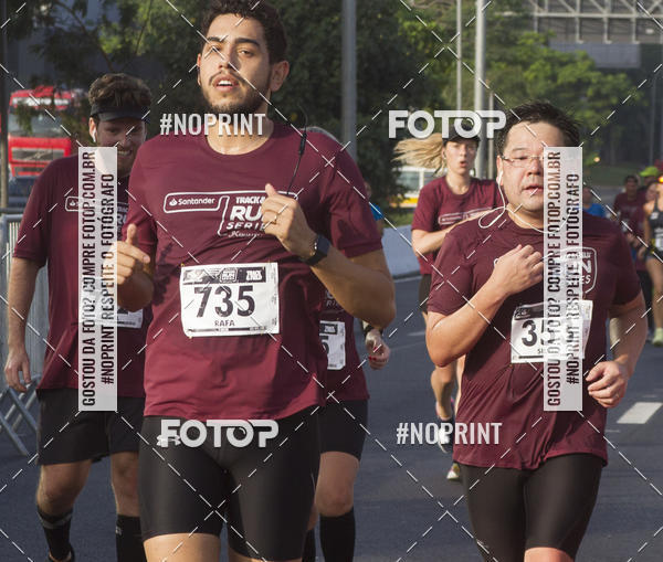 Buy your photos of the eventSantander Track & Field Run Series JK Iguatemi 2019 on Fotop