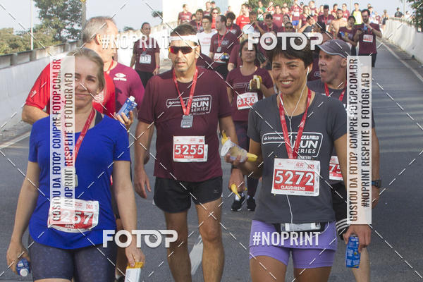 Buy your photos of the eventSantander Track & Field Run Series JK Iguatemi 2019 on Fotop