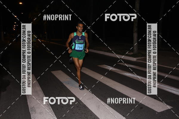 Buy your photos of the eventNight Run 5K 10K Praia Grande on Fotop