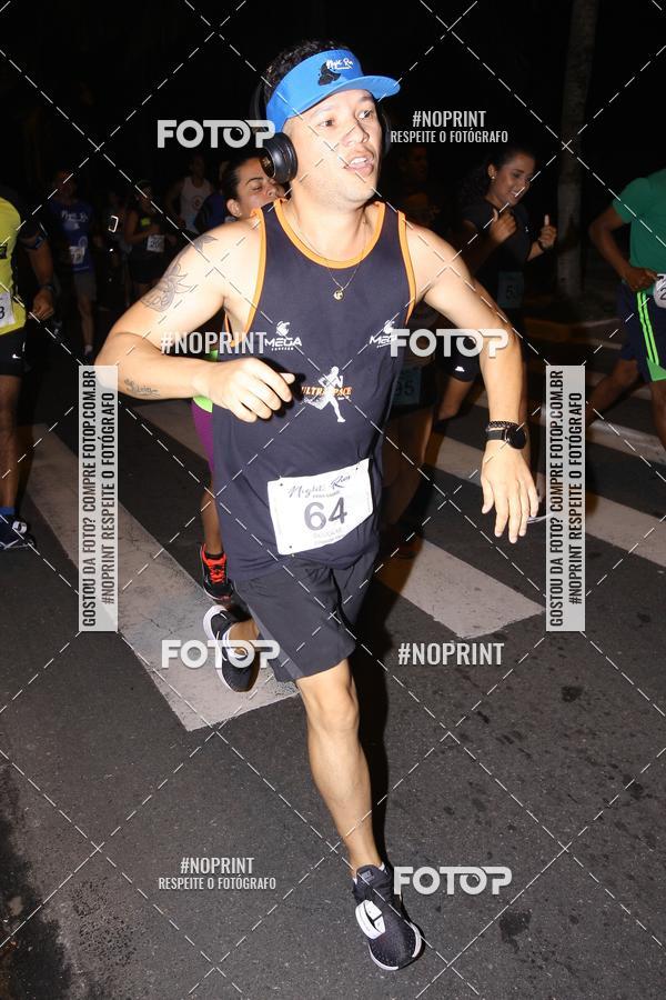 Buy your photos of the eventNight Run 5K 10K Praia Grande on Fotop