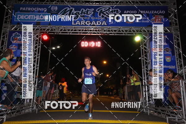 Buy your photos of the eventNight Run 5K 10K Praia Grande on Fotop
