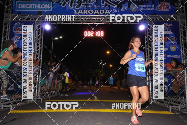 Buy your photos of the eventNight Run 5K 10K Praia Grande on Fotop