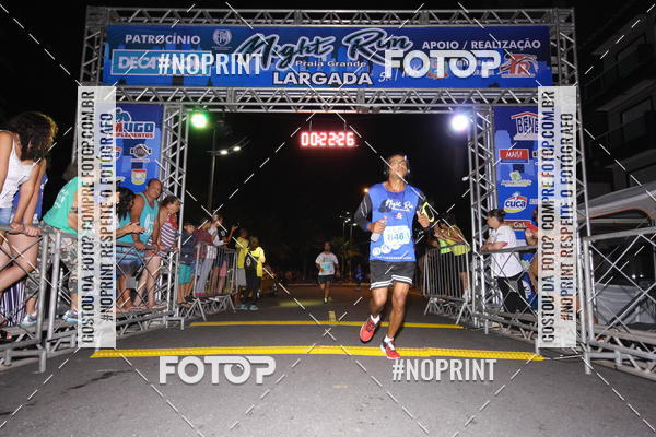 Buy your photos of the eventNight Run 5K 10K Praia Grande on Fotop
