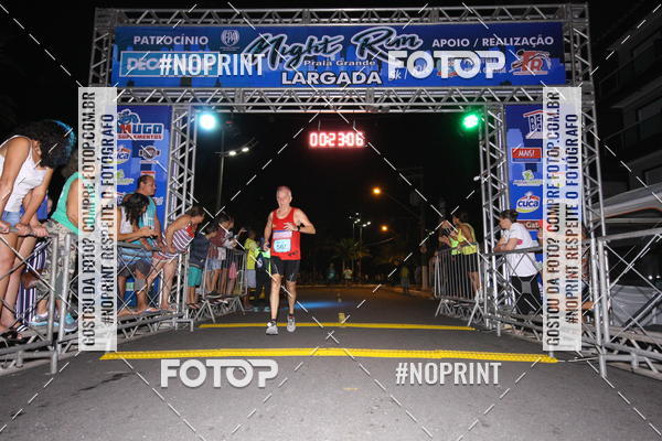 Buy your photos of the eventNight Run 5K 10K Praia Grande on Fotop
