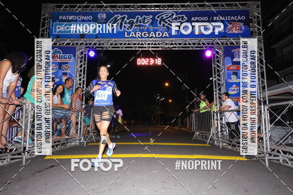 Buy your photos of the eventNight Run 5K 10K Praia Grande on Fotop