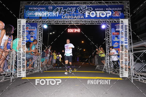 Buy your photos of the eventNight Run 5K 10K Praia Grande on Fotop
