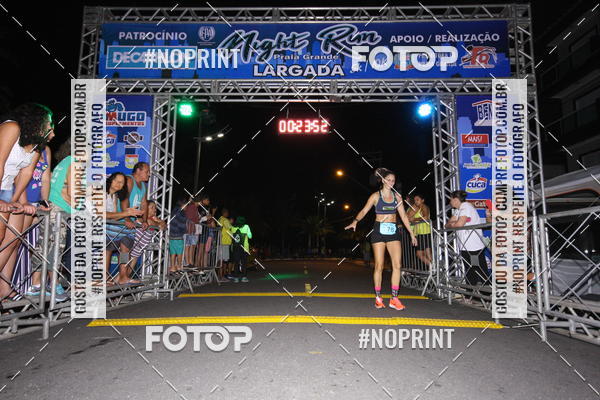 Buy your photos of the eventNight Run 5K 10K Praia Grande on Fotop