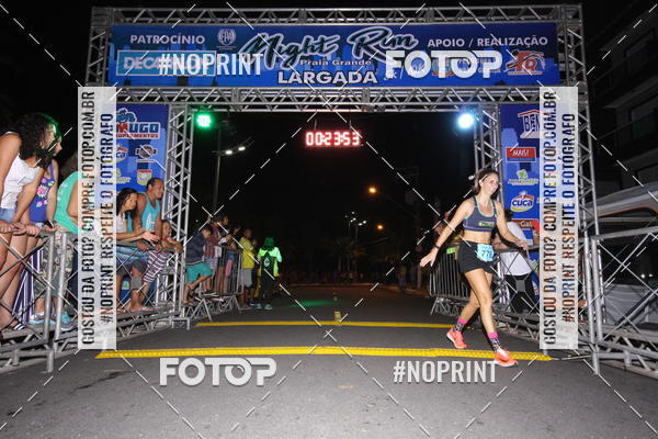 Buy your photos of the eventNight Run 5K 10K Praia Grande on Fotop