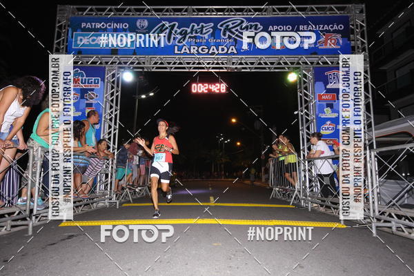 Buy your photos of the eventNight Run 5K 10K Praia Grande on Fotop