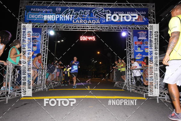Buy your photos of the eventNight Run 5K 10K Praia Grande on Fotop