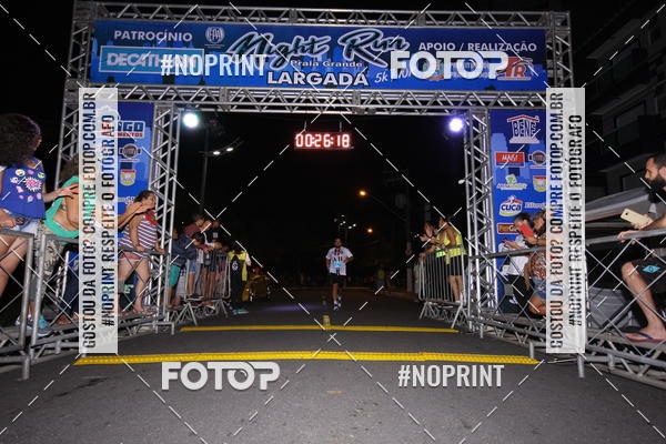 Buy your photos of the eventNight Run 5K 10K Praia Grande on Fotop