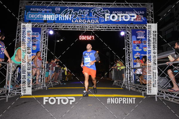 Buy your photos of the eventNight Run 5K 10K Praia Grande on Fotop