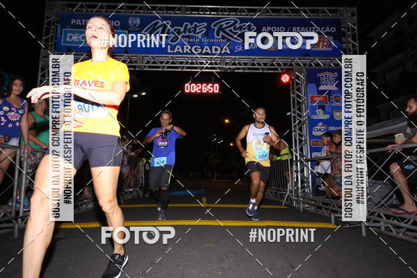Buy your photos of the eventNight Run 5K 10K Praia Grande on Fotop