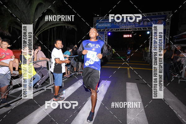Buy your photos of the eventNight Run 5K 10K Praia Grande on Fotop