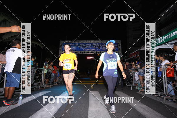 Buy your photos of the eventNight Run 5K 10K Praia Grande on Fotop