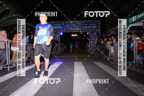 Buy your photos of the eventNight Run 5K 10K Praia Grande on Fotop