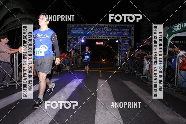 Buy your photos of the eventNight Run 5K 10K Praia Grande on Fotop