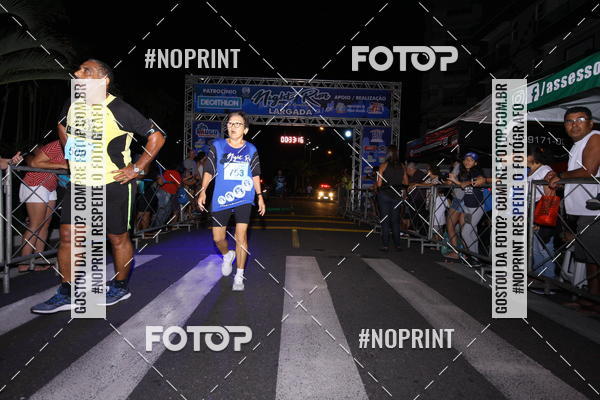 Buy your photos of the eventNight Run 5K 10K Praia Grande on Fotop