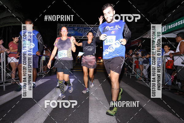 Buy your photos of the eventNight Run 5K 10K Praia Grande on Fotop