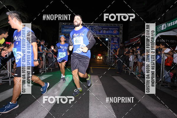 Buy your photos of the eventNight Run 5K 10K Praia Grande on Fotop