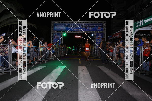 Buy your photos of the eventNight Run 5K 10K Praia Grande on Fotop
