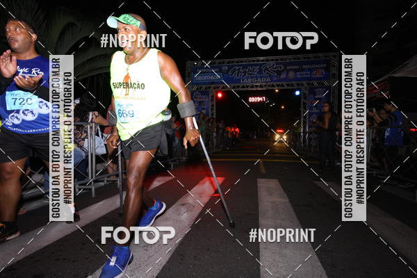 Buy your photos of the eventNight Run 5K 10K Praia Grande on Fotop