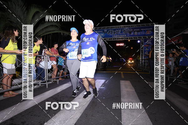 Buy your photos of the eventNight Run 5K 10K Praia Grande on Fotop