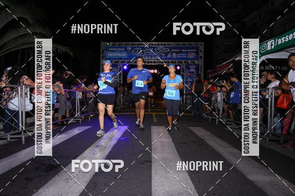 Buy your photos of the eventNight Run 5K 10K Praia Grande on Fotop