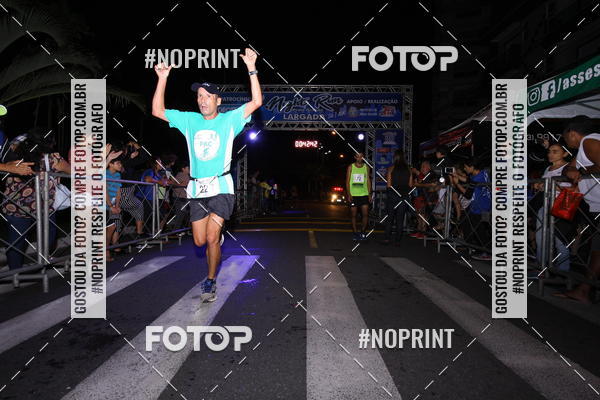 Buy your photos of the eventNight Run 5K 10K Praia Grande on Fotop