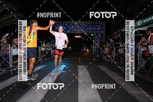 Buy your photos of the eventNight Run 5K 10K Praia Grande on Fotop