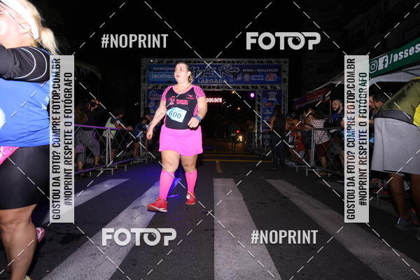 Buy your photos of the eventNight Run 5K 10K Praia Grande on Fotop