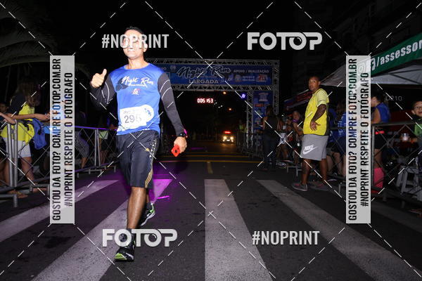 Buy your photos of the eventNight Run 5K 10K Praia Grande on Fotop