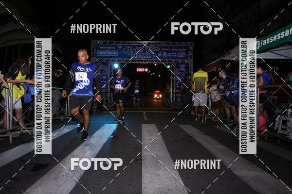 Buy your photos of the eventNight Run 5K 10K Praia Grande on Fotop