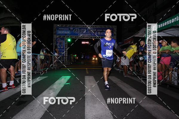 Buy your photos of the eventNight Run 5K 10K Praia Grande on Fotop