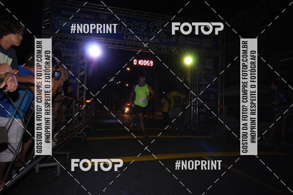 Buy your photos of the eventNight Run 5K 10K Praia Grande on Fotop
