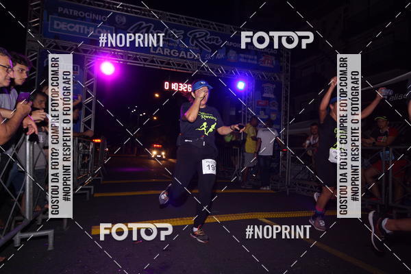 Buy your photos of the eventNight Run 5K 10K Praia Grande on Fotop
