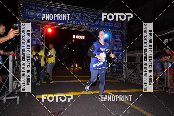 Buy your photos of the eventNight Run 5K 10K Praia Grande on Fotop