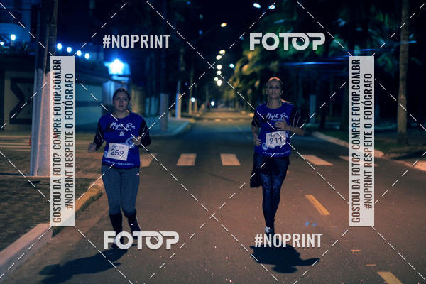 Buy your photos of the eventNight Run 5K 10K Praia Grande on Fotop