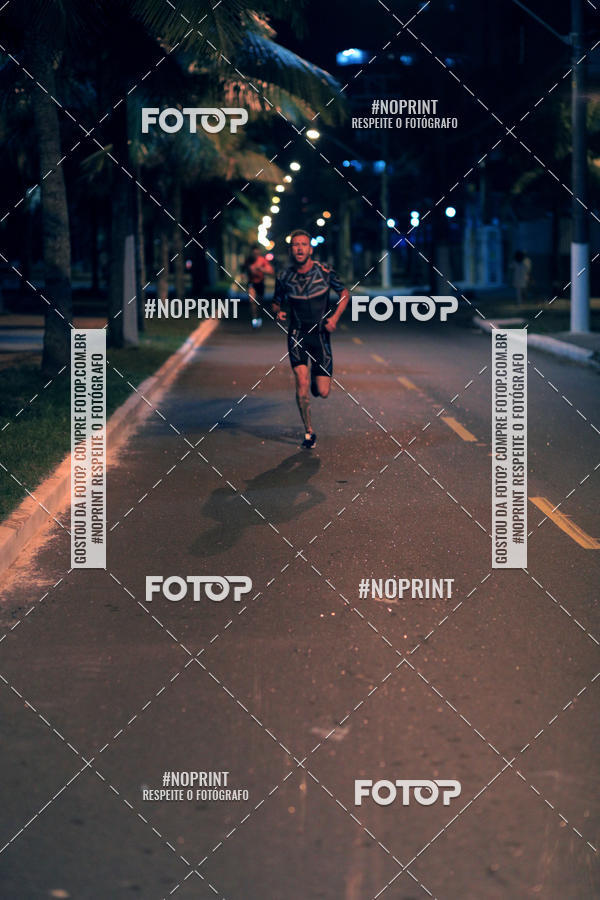 Buy your photos of the eventNight Run 5K 10K Praia Grande on Fotop
