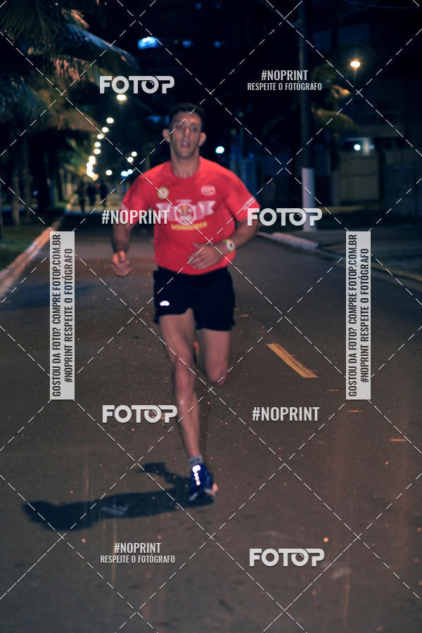 Buy your photos of the eventNight Run 5K 10K Praia Grande on Fotop