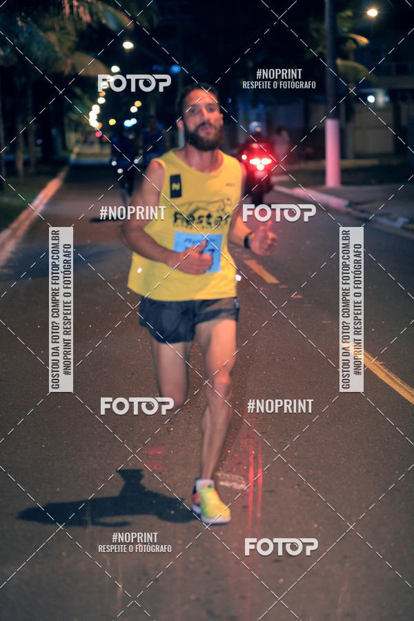 Buy your photos of the eventNight Run 5K 10K Praia Grande on Fotop