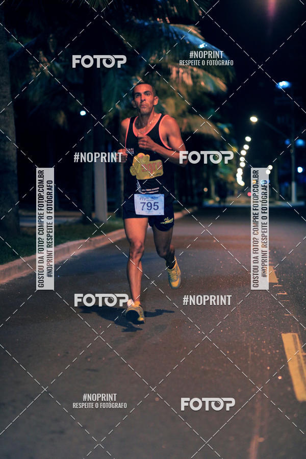 Buy your photos of the eventNight Run 5K 10K Praia Grande on Fotop