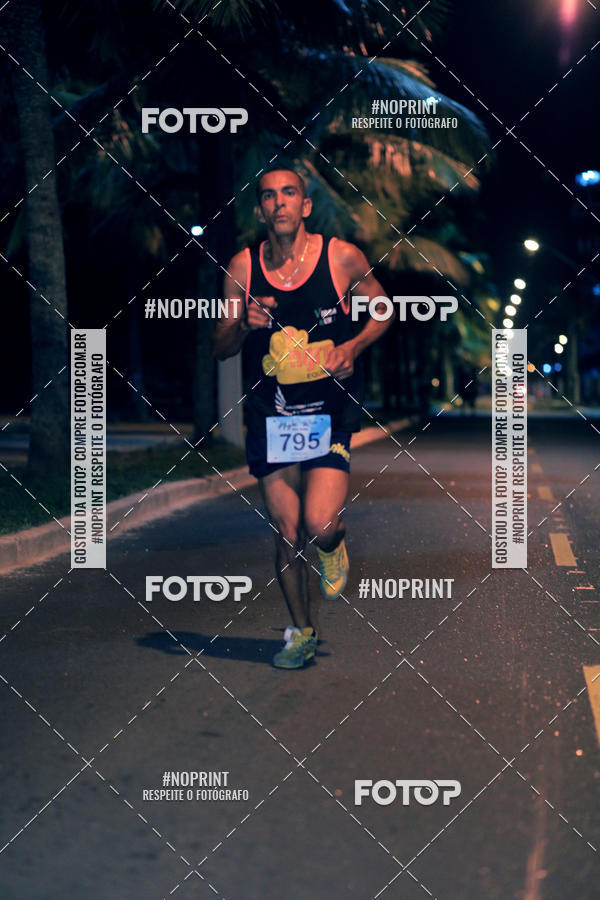 Buy your photos of the eventNight Run 5K 10K Praia Grande on Fotop