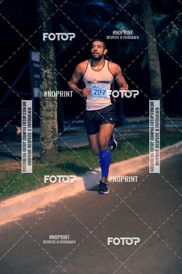 Buy your photos of the eventNight Run 5K 10K Praia Grande on Fotop
